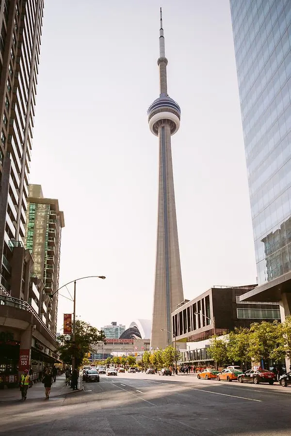 Premium 2-Bedroom With Cn Tower & Lake Views Toronto Canadá