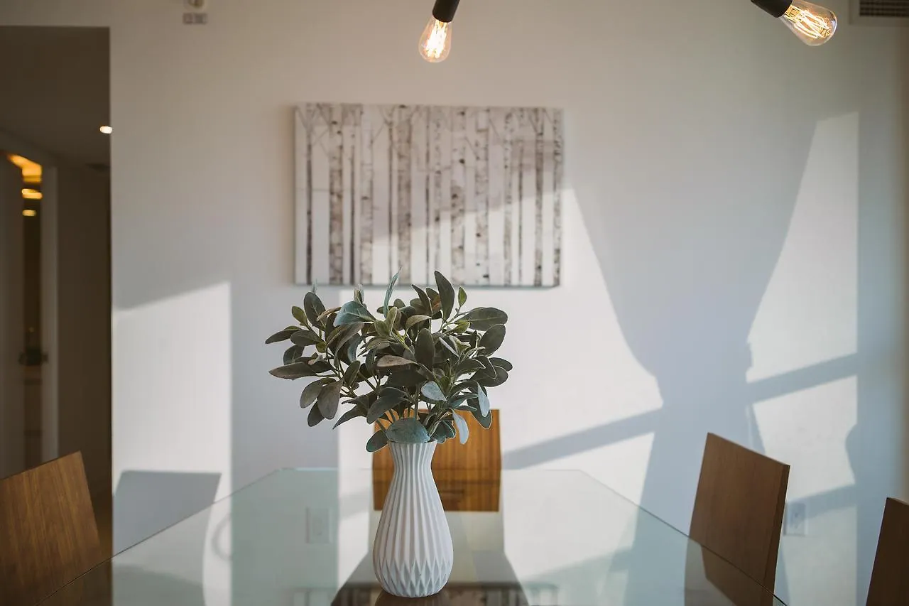 Apartamento Premium 2-Bedroom With Cn Tower & Lake Views Toronto